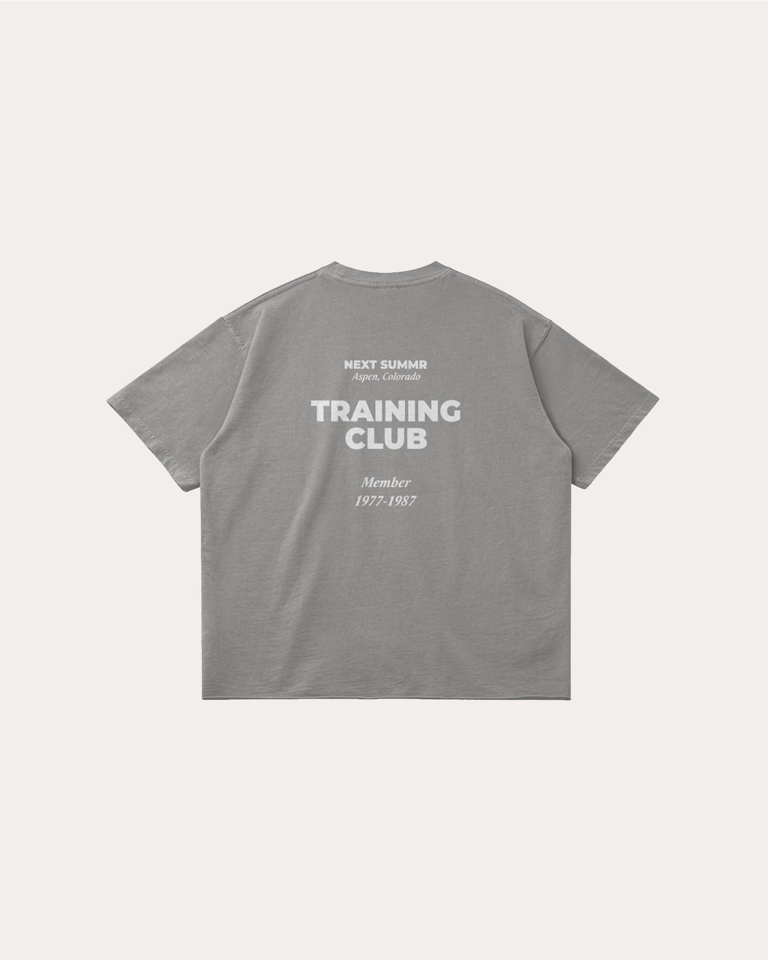 TRAINING CLUB RAW HEM TEE